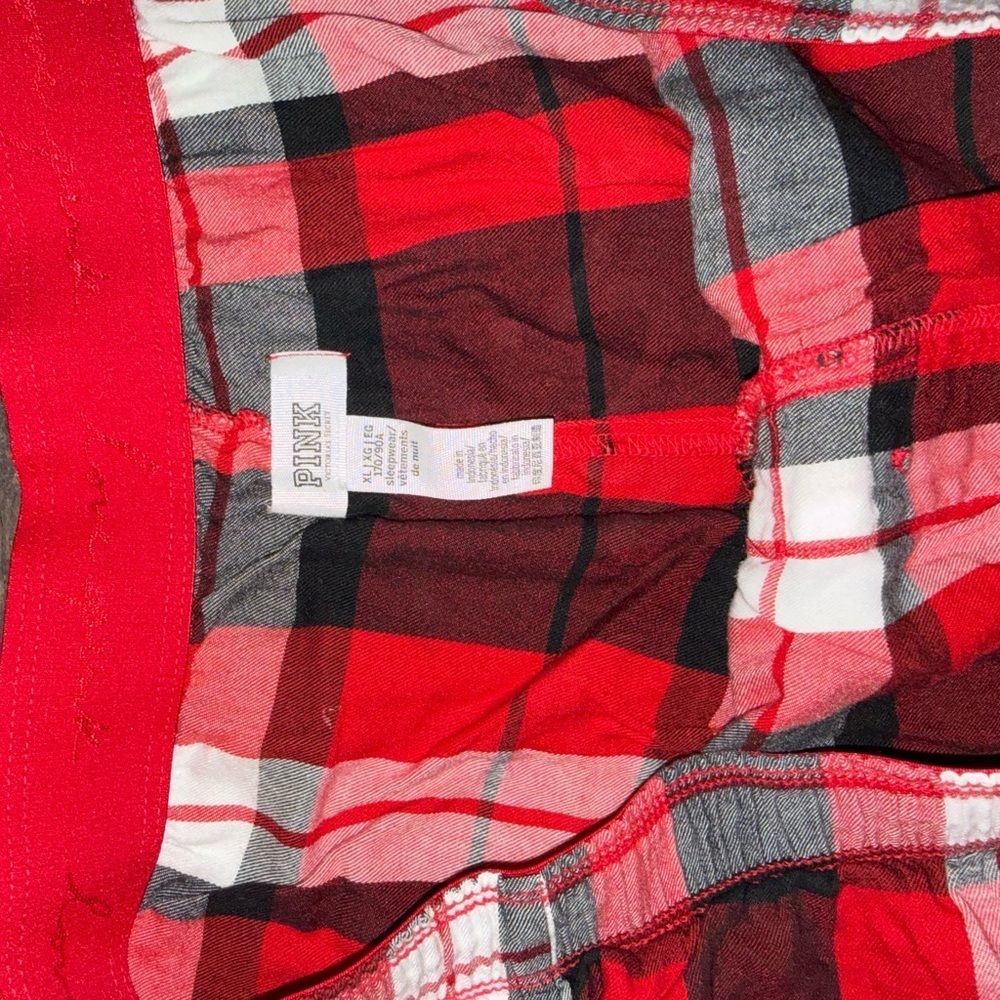 PINK Victoria's Secret Red Black Plaid Boxer Shorts - Picture 2 of 3